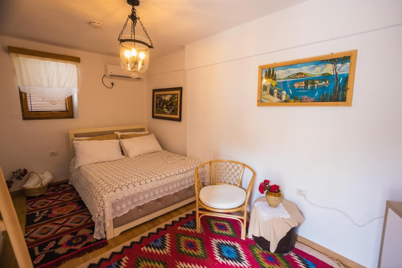 Villa Porta Qëparo Exteriér fotografie