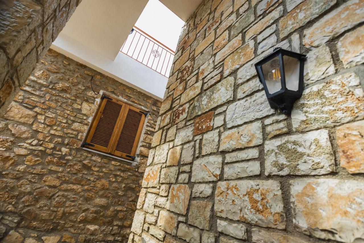 Villa Porta Qëparo Exteriér fotografie