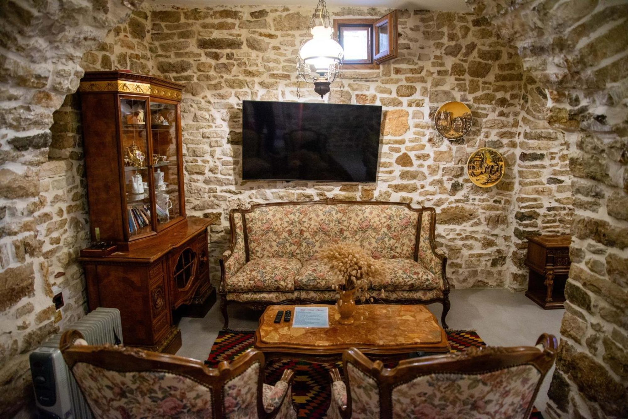 Villa Porta Qëparo Exteriér fotografie